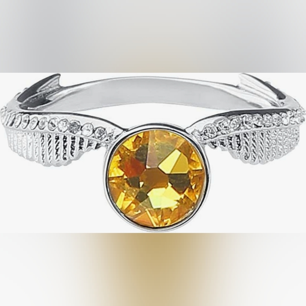 Golden Snitch Harry Potter ring